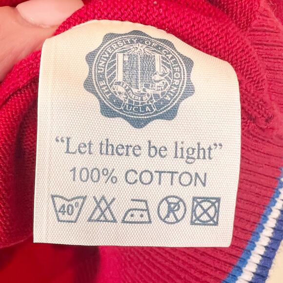 UCLA Vintage Collegiate V Neck‎ Sweater - Picture 6 of 8